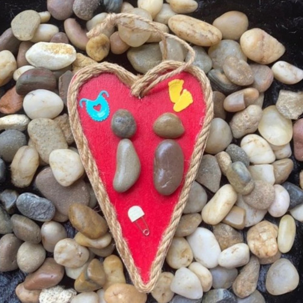 Mother pregnancy Stones Handmade heart Wood decor